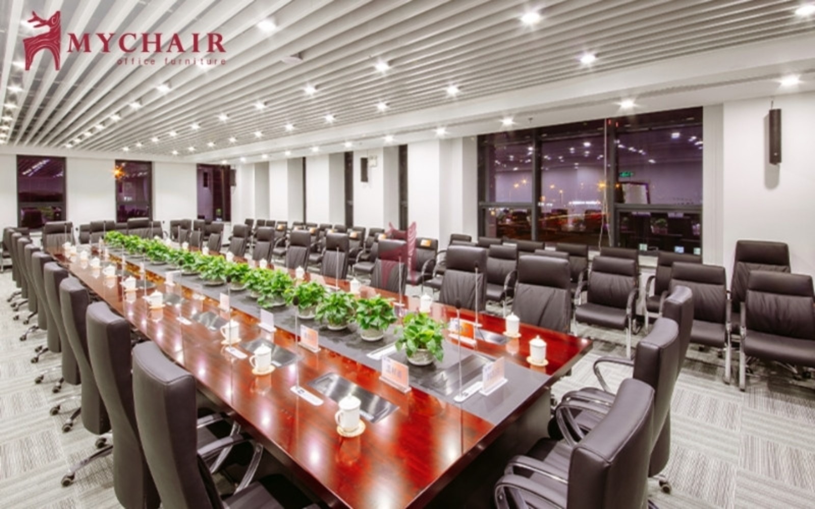 Ghế xoay văn phòng da cho phòng họp - trình ký