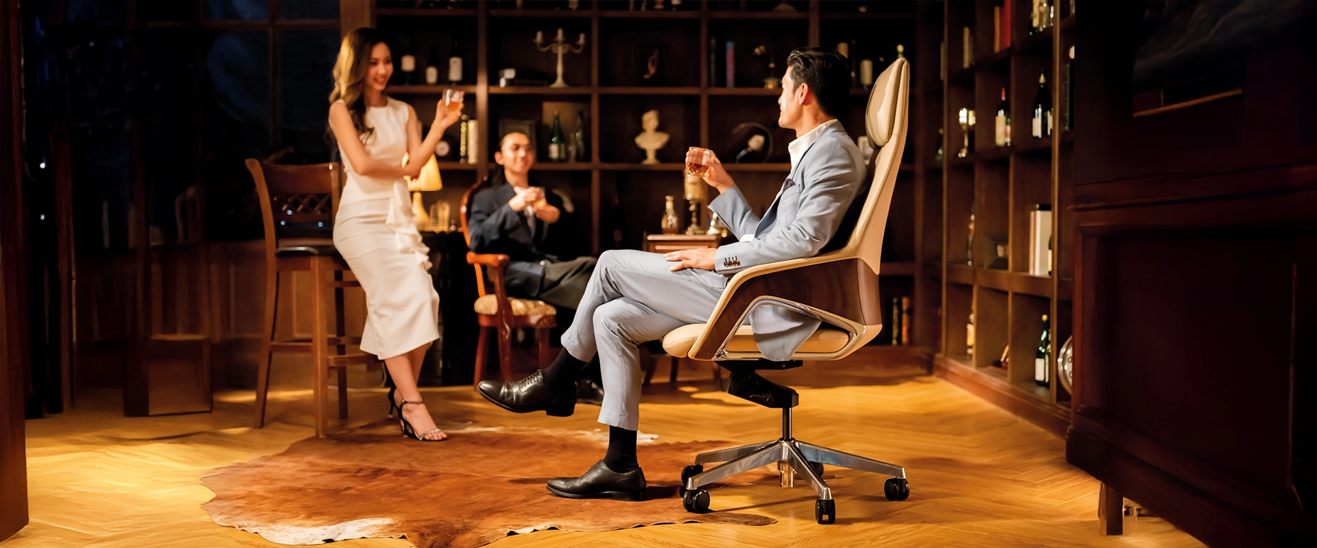 ghế giám đốc italia