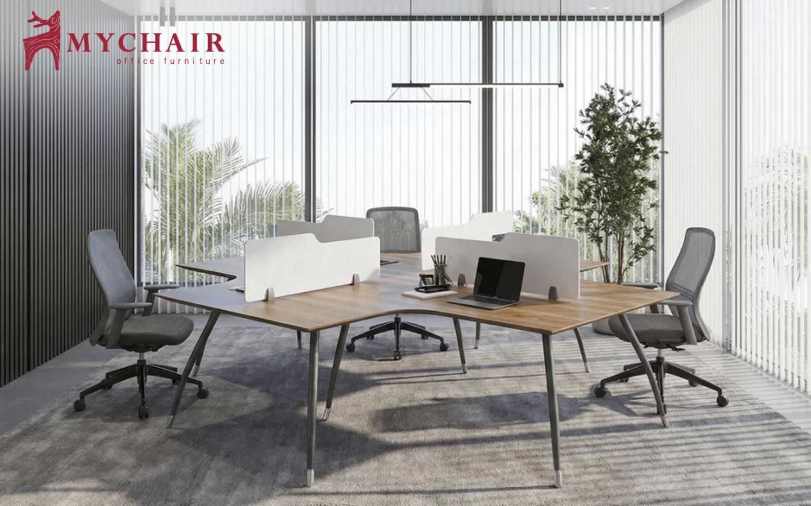 Tận dụng triệt để các góc chết giúp cụm bàn làm việc văn phòng trở nên linh hoạt