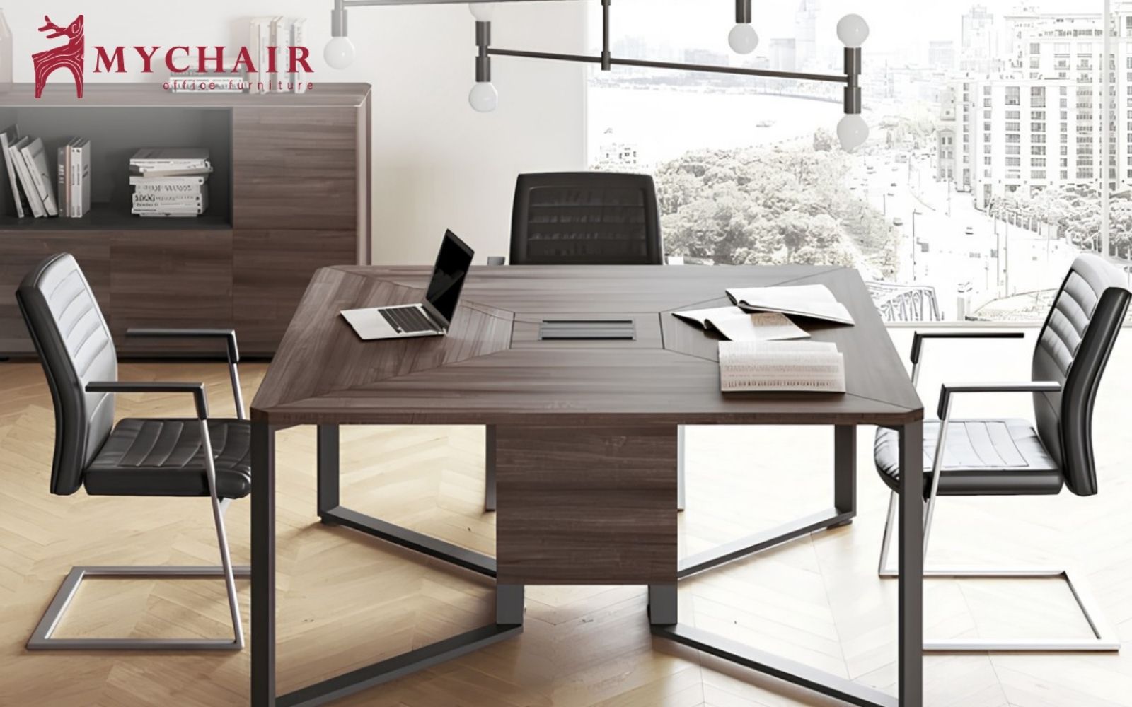 Bố cục vuông gọn gàng, phù hợp nhóm nhỏ cần trao đổi nhanh