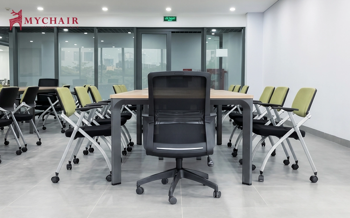 mychair cung cấp nội thất cho trường ngôi sao hoàng mai