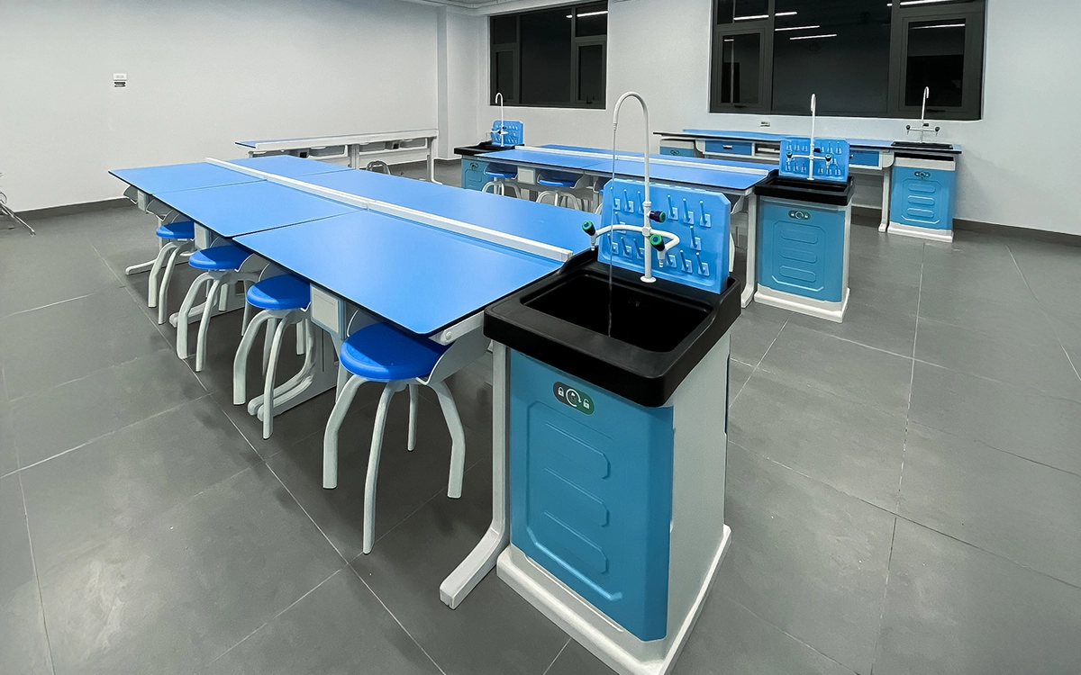 mychair cung cấp nội thất cho trường ngôi sao hoàng mai
