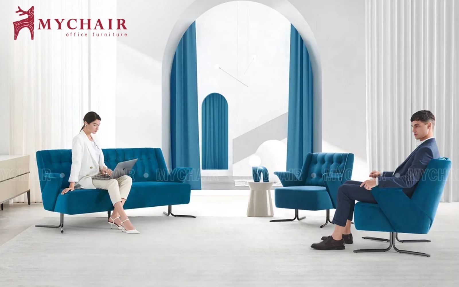 Sắc xanh dương tinh tế giúp bộ sofa cho người mệnh Mộc trở thành điểm nhấn bình yên, nhẹ nhàng