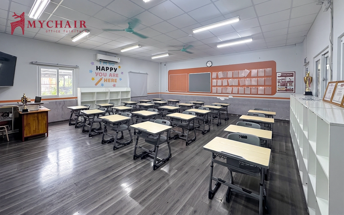 mychair cung cấp bàn ghế học sinh cho hệ thống giáo dục alpha school