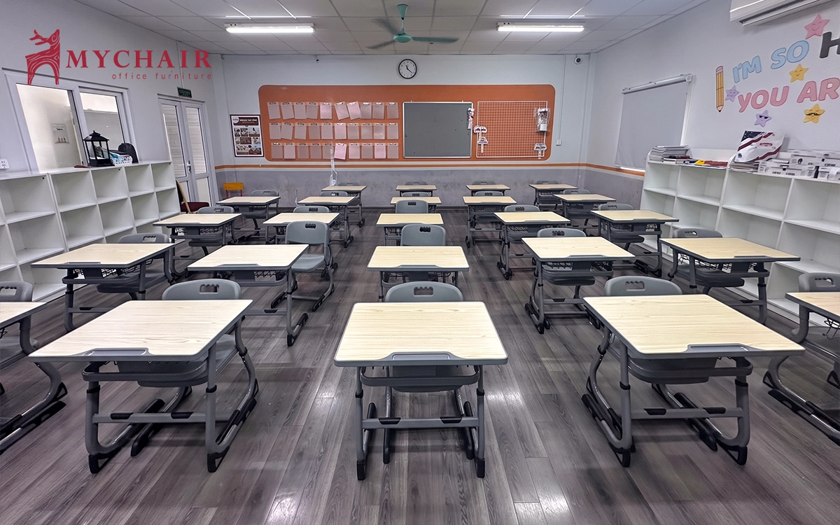 mychair cung cấp bàn ghế học sinh cho hệ thống giáo dục alpha school